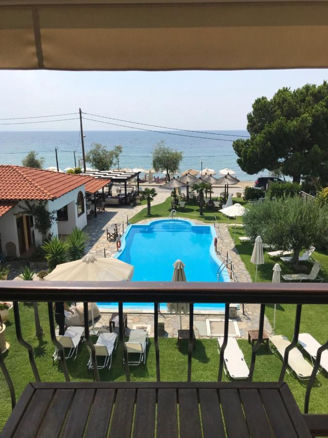Hotel Bara Неос Мармарас Екстериор снимка