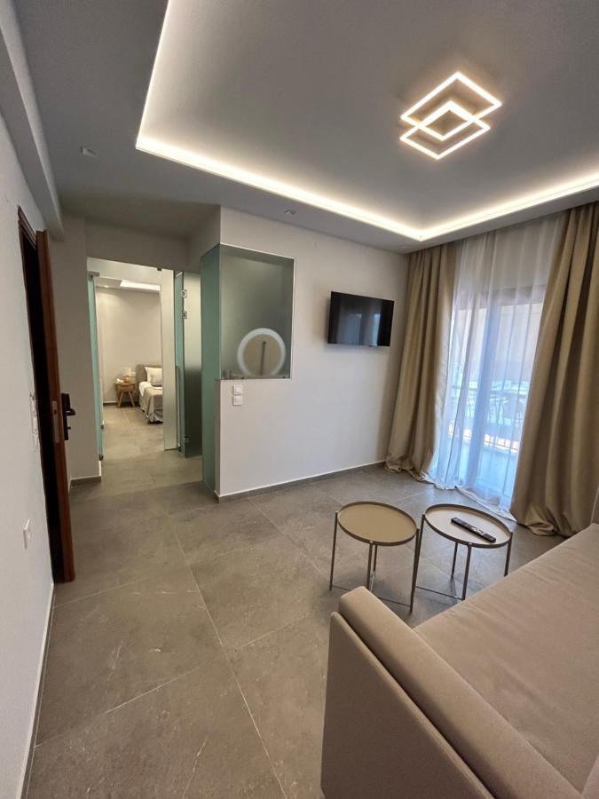 Hotel Bara Неос Мармарас Екстериор снимка